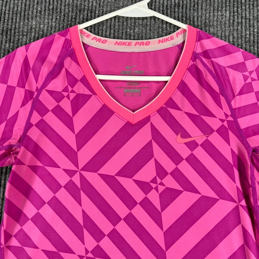 Nike Pro Dri Fit Shirt Womens Medium Pink Geometric Short Sleeve Fitted Training